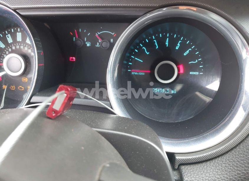 Photo 7 of 2014 Ford Mustang V6 (VIN 1ZVBP8EM9E5316695)