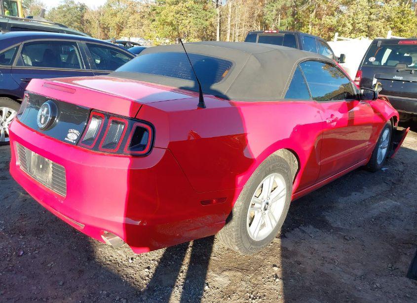 Photo 4 of 2014 Ford Mustang V6 (VIN 1ZVBP8EM9E5325672)