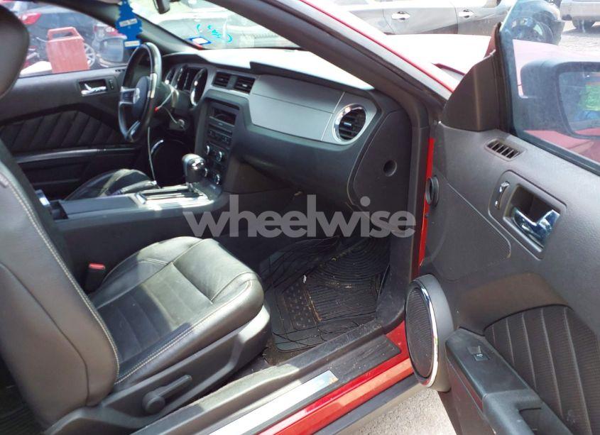 Photo 5 of 2011 Ford Mustang V6 PREMIUM (VIN 1ZVBP8EMXB5154121)