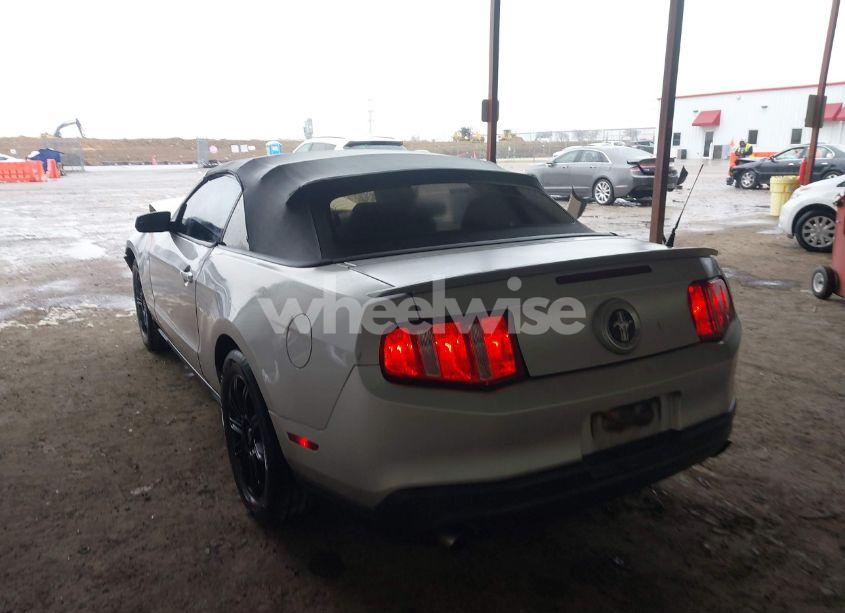 Photo 3 of 2011 Ford Mustang V6 (VIN 1ZVBP8EMXB5159321)