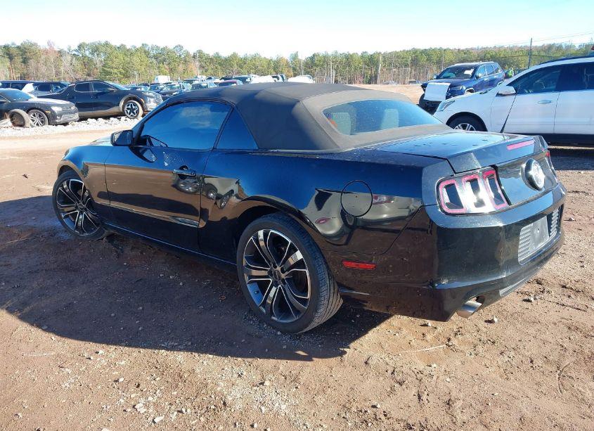 Photo 3 of 2014 Ford Mustang V6 (VIN 1ZVBP8EMXE5300165)