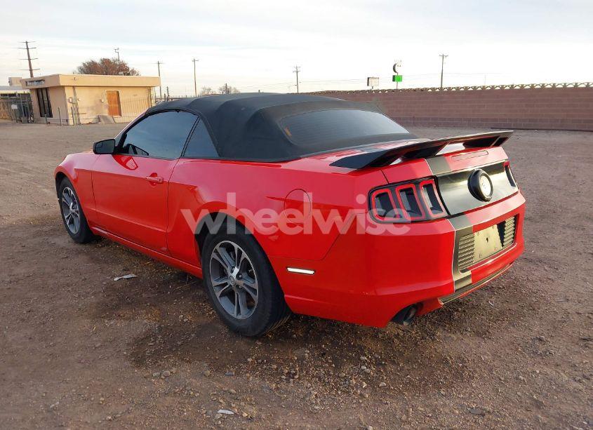 Photo 3 of 2014 Ford Mustang V6 PREMIUM (VIN 1ZVBP8EMXE5304703)