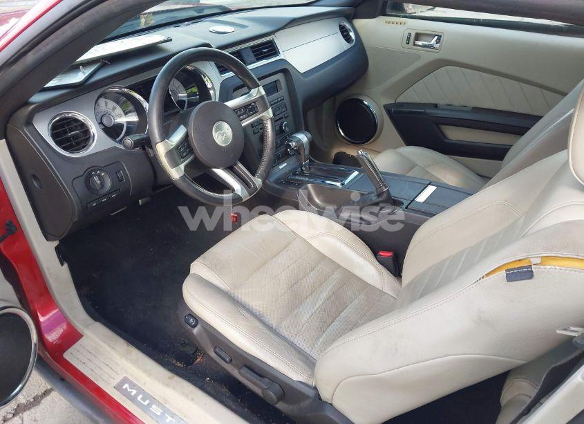 Photo 5 of 2010 Ford Mustang V6/V6 PREMIUM (VIN 1ZVBP8EN0A5113245)