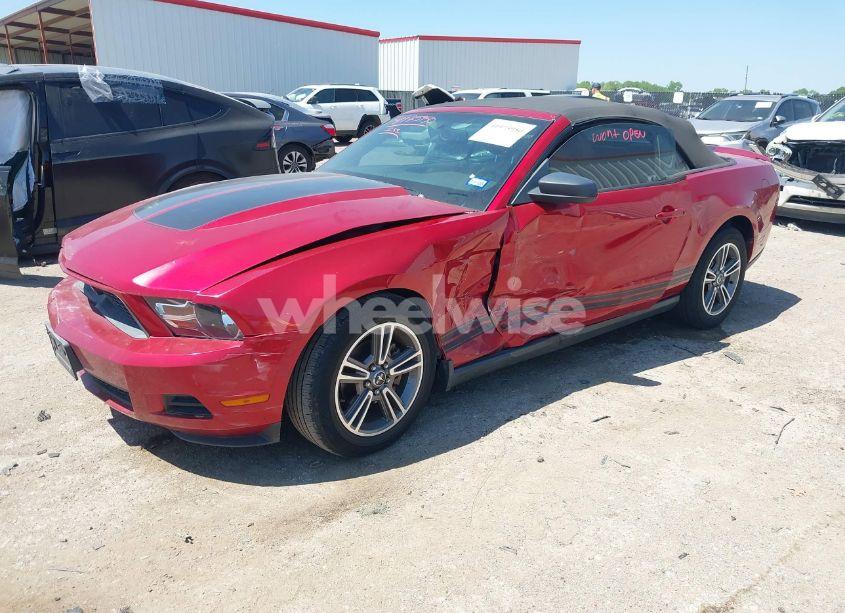 Photo 2 of 2010 Ford Mustang V6/V6 PREMIUM (VIN 1ZVBP8EN0A5127887)