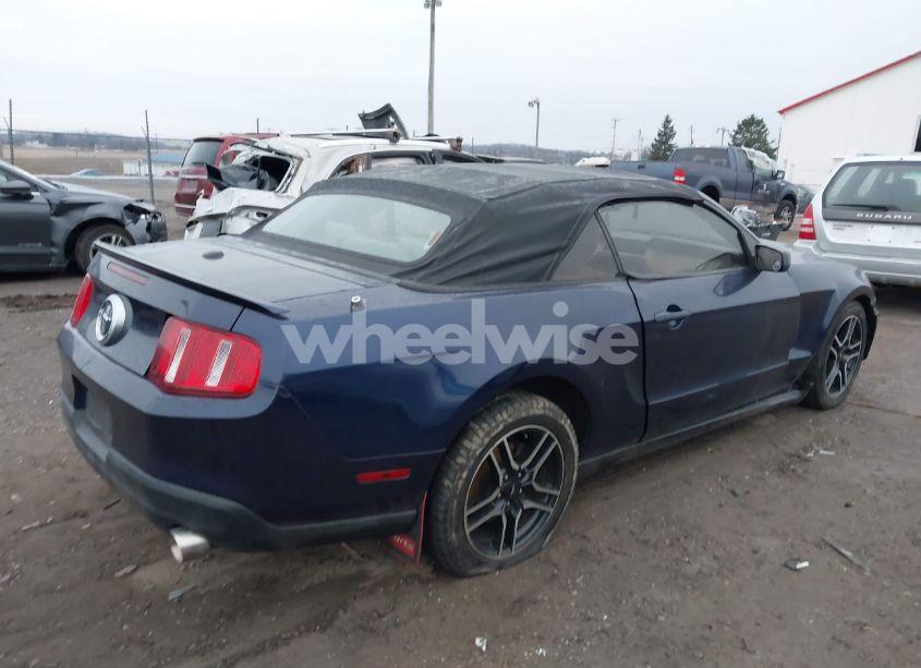Photo 4 of 2010 Ford Mustang V6/V6 PREMIUM (VIN 1ZVBP8EN1A5174314)