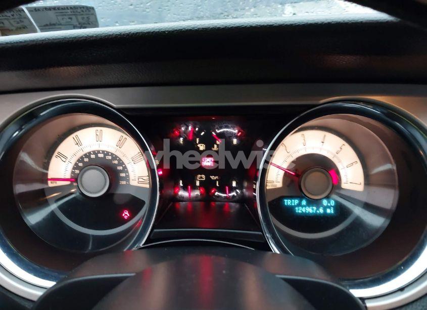 Photo 7 of 2010 Ford Mustang V6/V6 PREMIUM (VIN 1ZVBP8EN1A5174314)