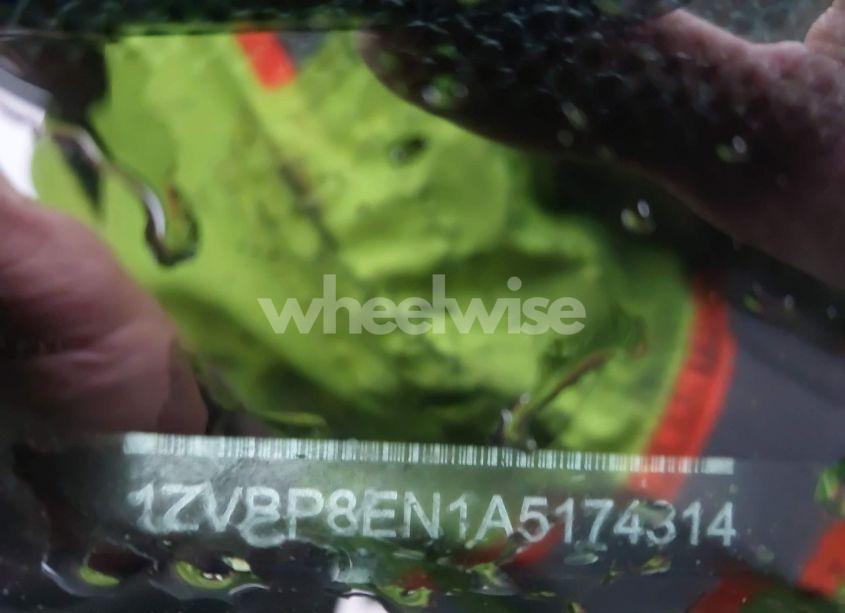 Photo 9 of 2010 Ford Mustang V6/V6 PREMIUM (VIN 1ZVBP8EN1A5174314)