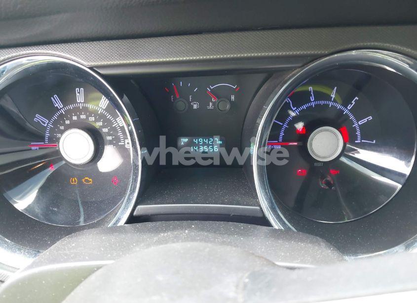 Photo 7 of 2010 Ford Mustang V6/V6 PREMIUM (VIN 1ZVBP8EN1A5178265)