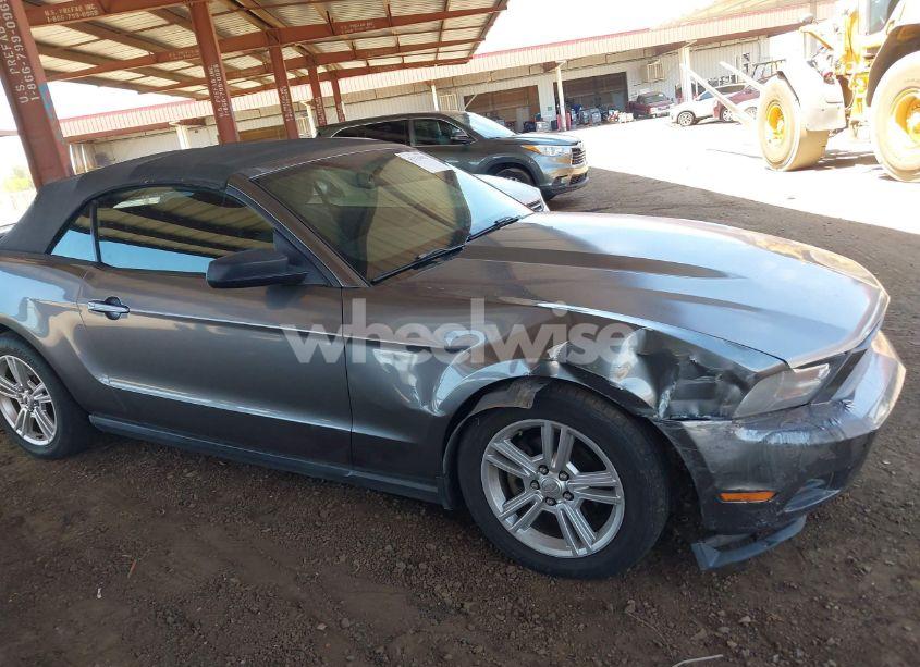 Photo 6 of 2010 Ford Mustang V6 (VIN 1ZVBP8EN4A5172296)