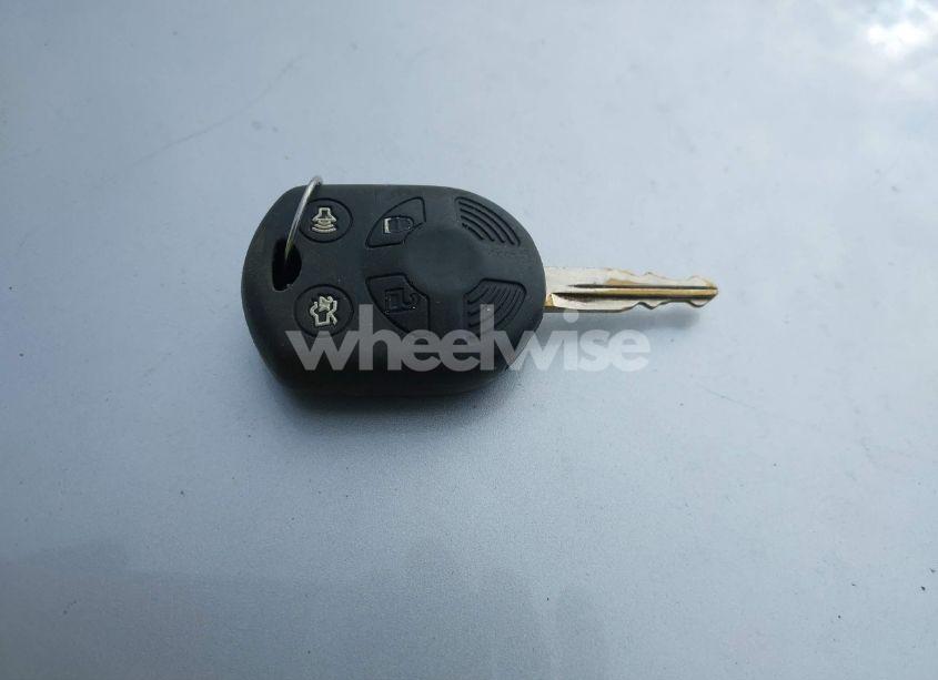 Photo 11 of 2010 Ford Mustang V6/V6 PREMIUM (VIN 1ZVBP8EN5A5113435)