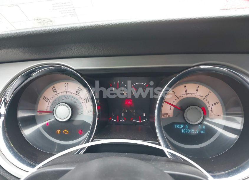 Photo 7 of 2010 Ford Mustang V6 PREMIUM (VIN 1ZVBP8EN6A5113363)