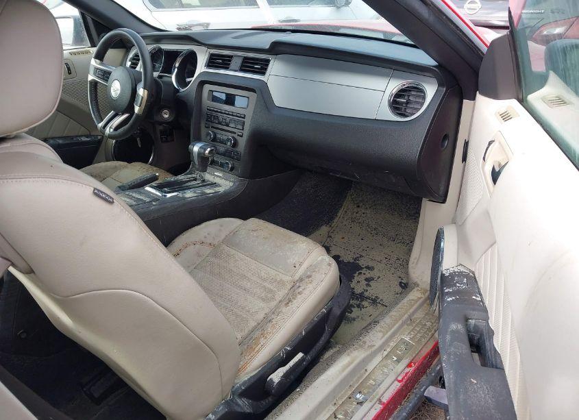 Photo 5 of 2010 Ford Mustang V6/V6 PREMIUM (VIN 1ZVBP8EN6A5158822)