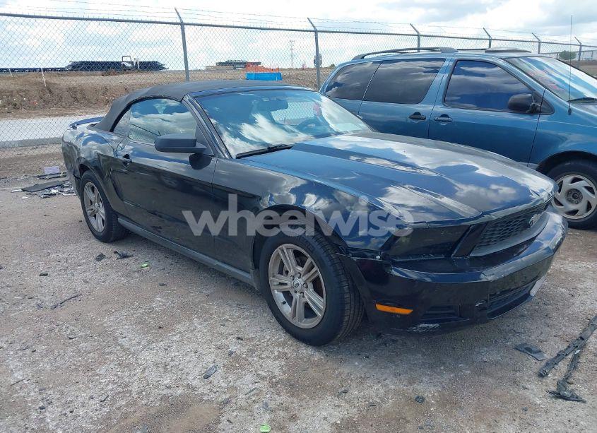 2010 Ford Mustang V6/V6 PREMIUM (VIN 1ZVBP8EN7A5127918) main photo