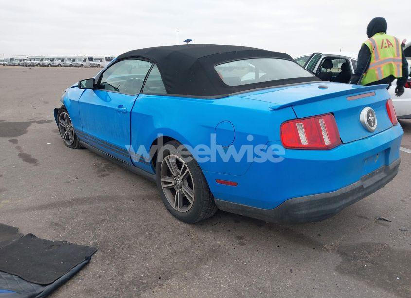 Photo 3 of 2010 Ford Mustang V6 PREMIUM (VIN 1ZVBP8EN7A5167142)