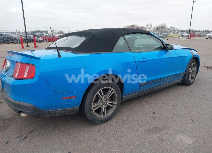 Photo 4 of 2010 Ford Mustang V6 PREMIUM (VIN 1ZVBP8EN7A5167142)