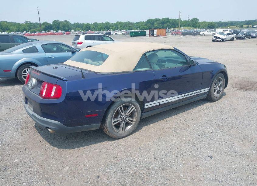 Photo 4 of 2010 Ford Mustang V6/V6 PREMIUM (VIN 1ZVBP8EN7A5171725)