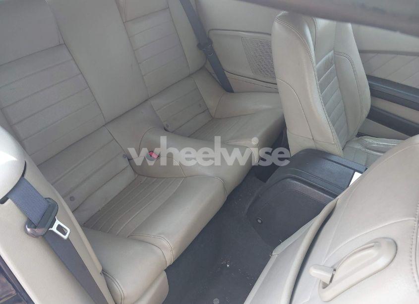 Photo 8 of 2010 Ford Mustang V6/V6 PREMIUM (VIN 1ZVBP8EN7A5171725)