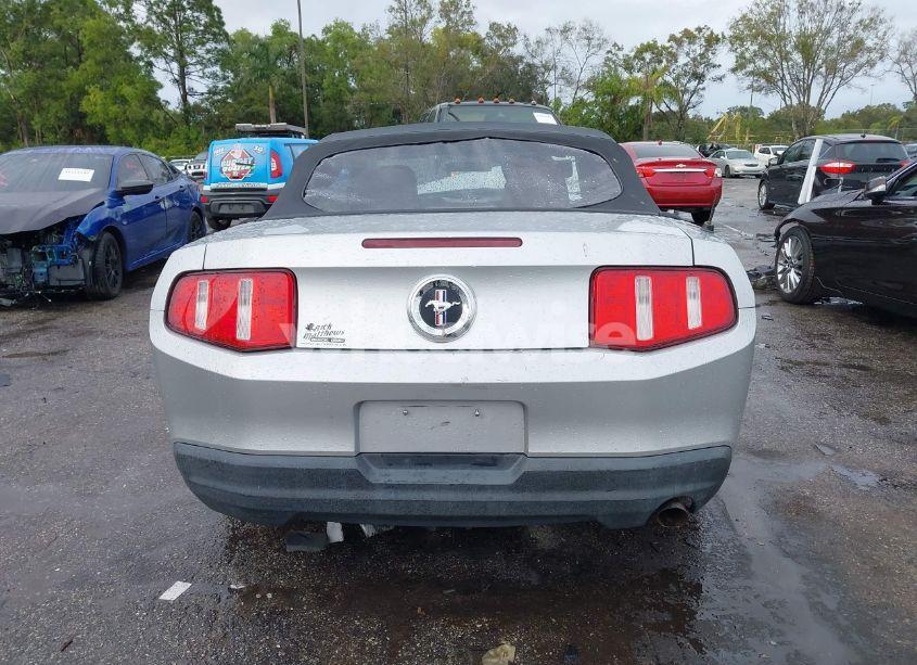 Photo 16 of 2010 Ford Mustang V6/V6 PREMIUM (VIN 1ZVBP8EN8A5169594)