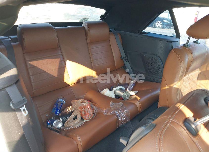 Photo 8 of 2010 Ford Mustang V6/V6 PREMIUM (VIN 1ZVBP8EN8A5170552)