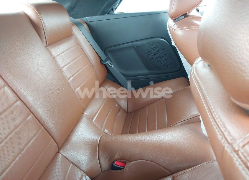 Photo 8 of 2010 Ford Mustang V6 PREMIUM (VIN 1ZVBP8ENXA5167037)