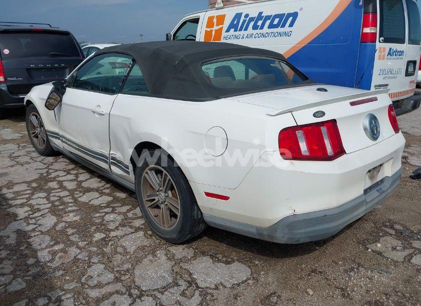 Photo 3 of 2010 Ford Mustang V6/V6 PREMIUM (VIN 1ZVBP8ENXA5179088)