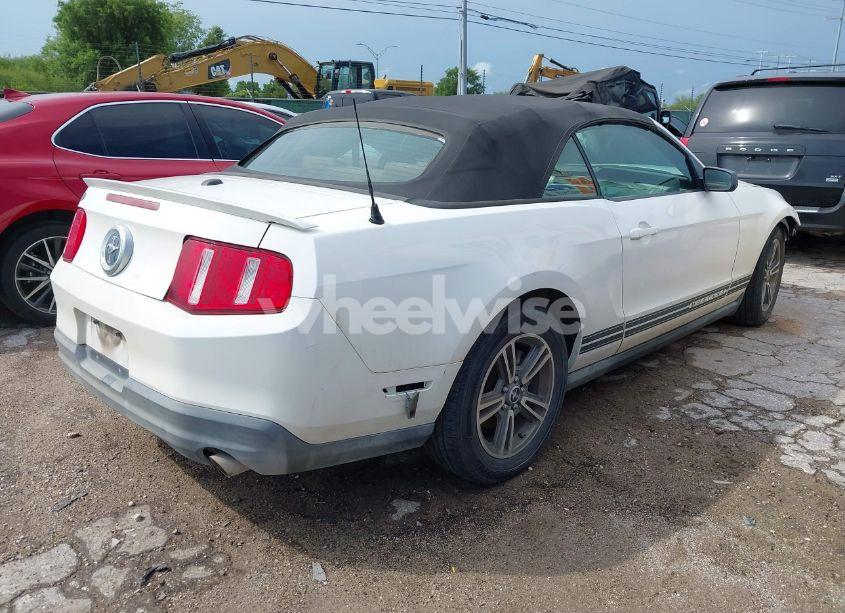 Photo 4 of 2010 Ford Mustang V6/V6 PREMIUM (VIN 1ZVBP8ENXA5179088)
