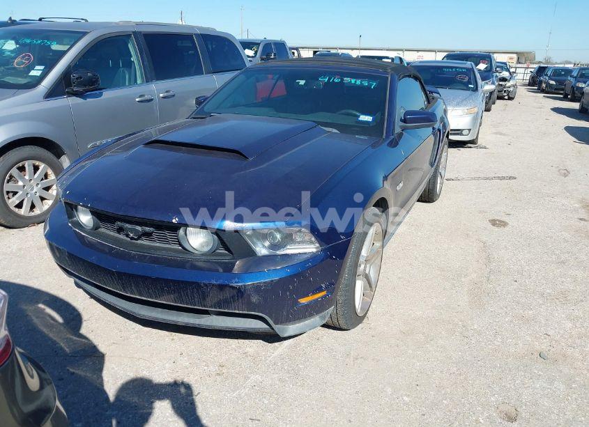Photo 2 of 2011 Ford Mustang GT PREMIUM (VIN 1ZVBP8FF0B5137425)