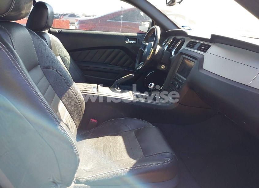 Photo 5 of 2011 Ford Mustang GT PREMIUM (VIN 1ZVBP8FF0B5137425)