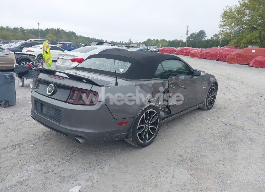 Photo 4 of 2014 Ford Mustang GT PREMIUM (VIN 1ZVBP8FF1E5330493)