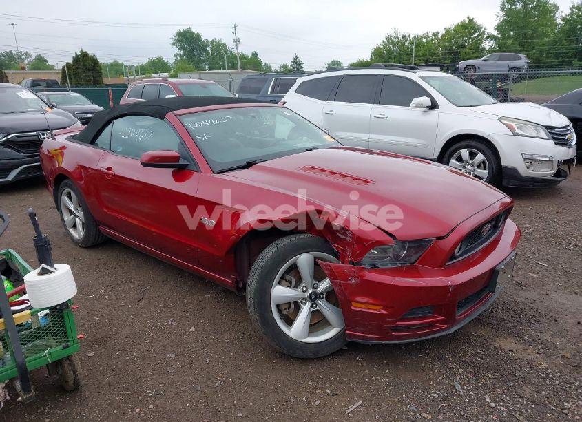 2014 Ford Mustang GT PREMIUM (VIN 1ZVBP8FF3E5209609) main photo