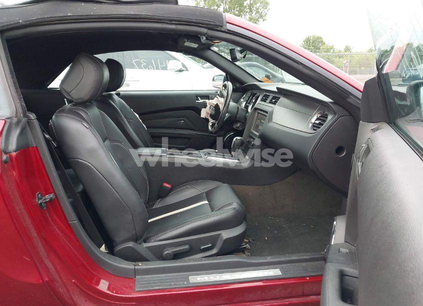 Photo 5 of 2014 Ford Mustang GT PREMIUM (VIN 1ZVBP8FF3E5209609)