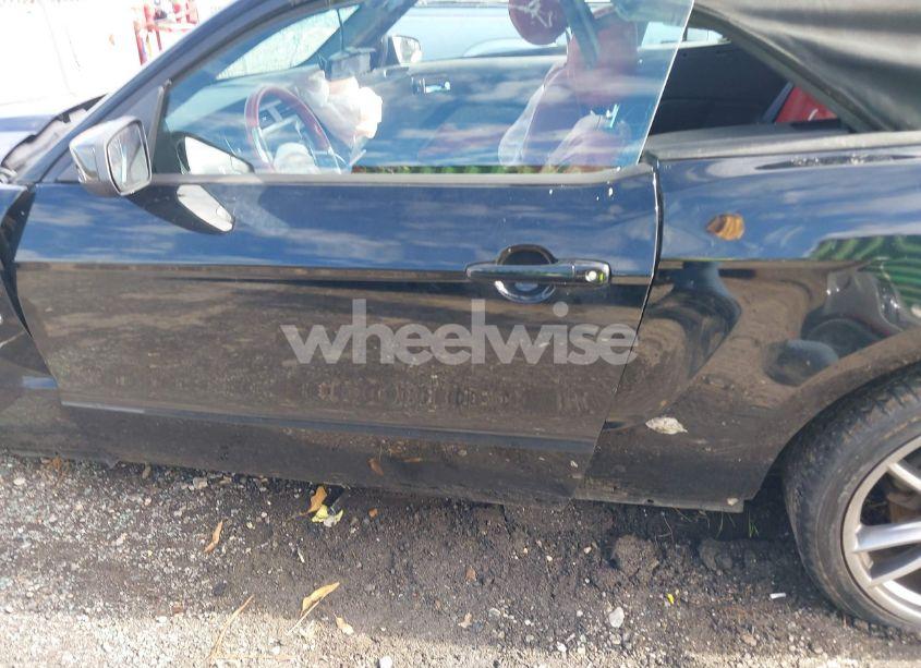 Photo 15 of 2012 Ford Mustang (VIN 1ZVBP8FF4C5242793)