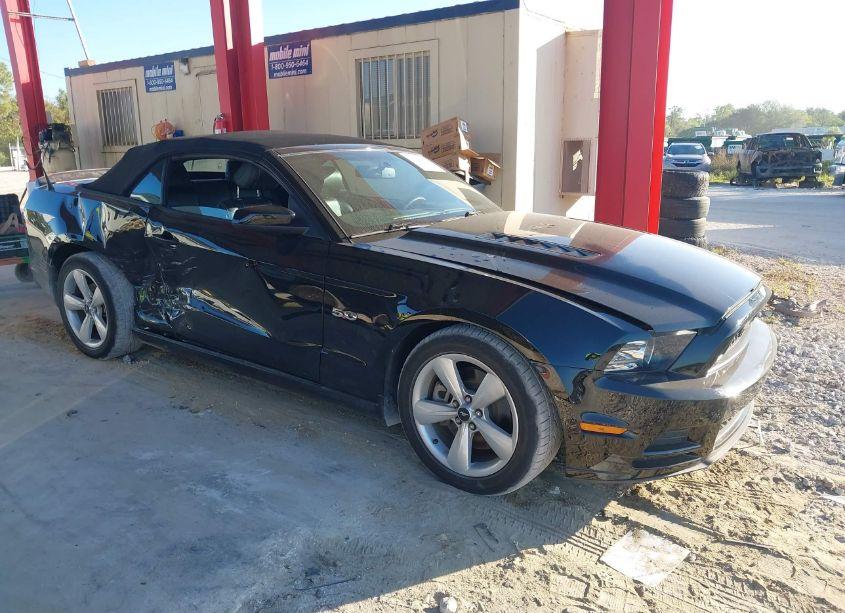 Photo 13 of 2014 Ford Mustang GT PREMIUM (VIN 1ZVBP8FF5E5325426)