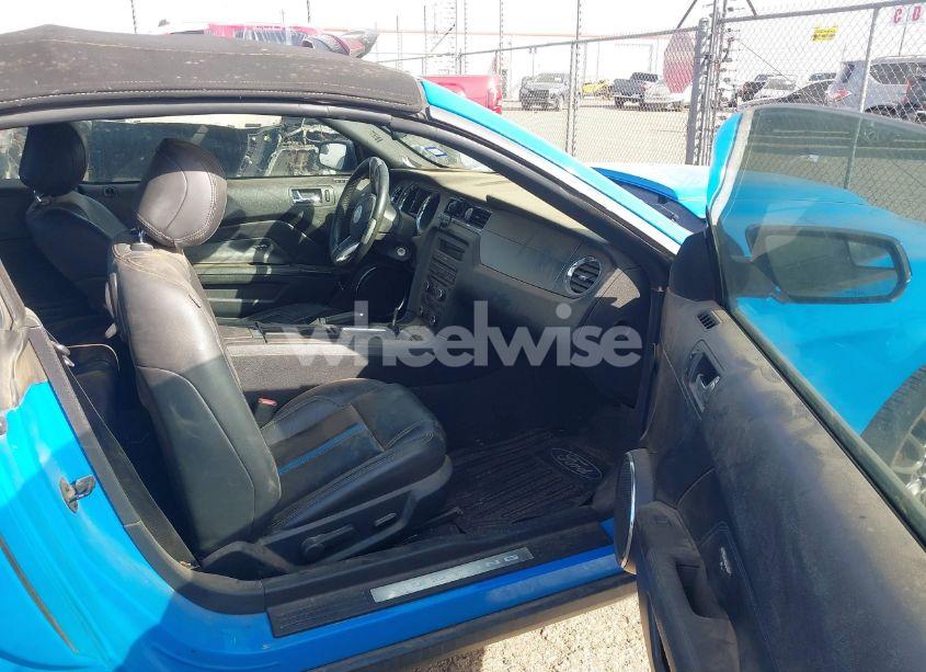 Photo 5 of 2012 Ford Mustang GT PREMIUM (VIN 1ZVBP8FFXC5268394)