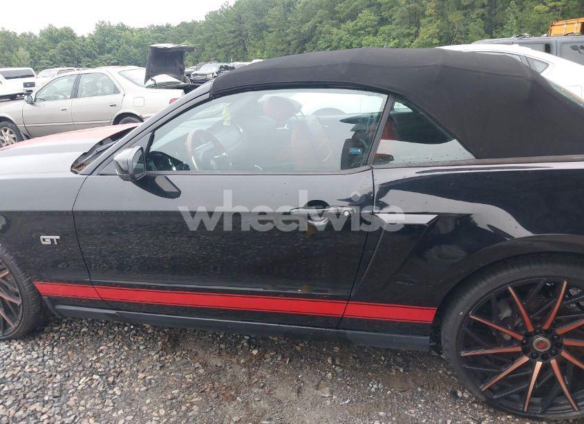 Photo 14 of 2010 Ford Mustang GT PREMIUM (VIN 1ZVBP8FH9A5101068)