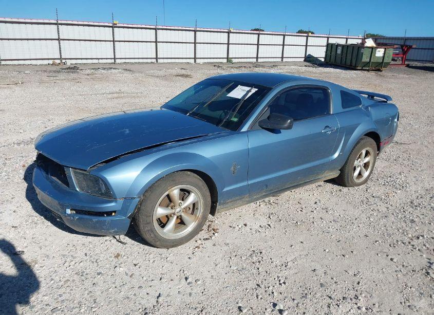 Photo 2 of 2005 Ford Mustang V6 DELUXE/V6 PREMIUM (VIN 1ZVFT80N055121419)