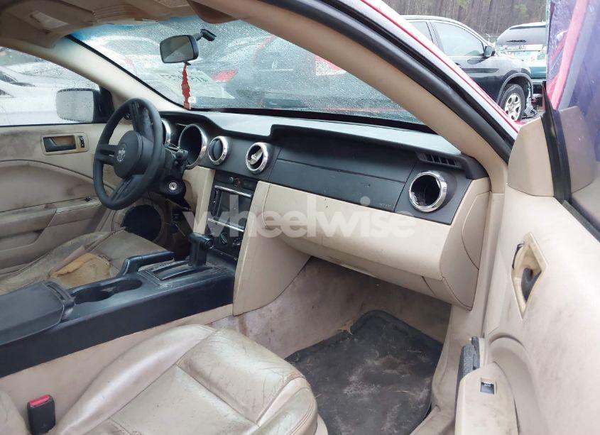 Photo 5 of 2005 Ford Mustang V6 DELUXE/V6 PREMIUM (VIN 1ZVFT80N055177814)