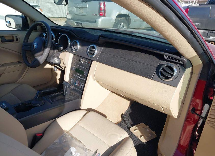 Photo 5 of 2005 Ford Mustang V6 DELUXE/V6 PREMIUM (VIN 1ZVFT80N055210908)