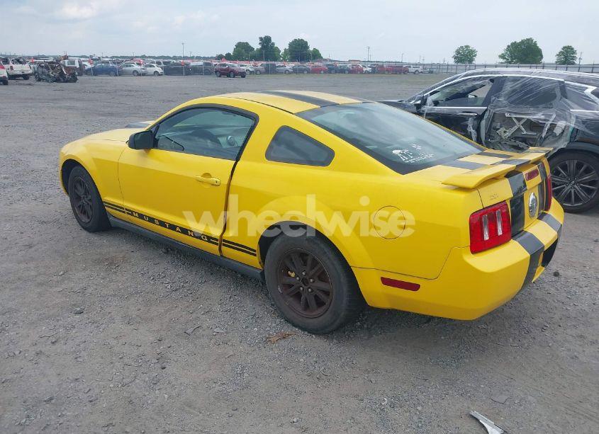 Photo 3 of 2006 Ford Mustang V6 (VIN 1ZVFT80N065118957)