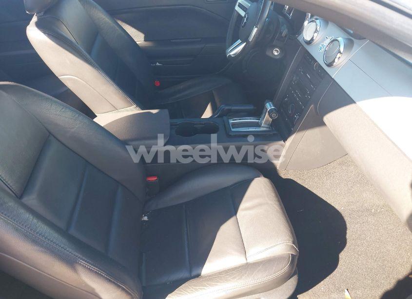 Photo 5 of 2006 Ford Mustang V6 (VIN 1ZVFT80N065127710)