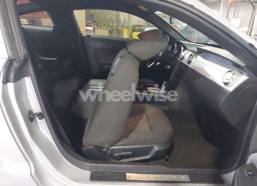 Photo 7 of 2006 Ford Mustang V6 (VIN 1ZVFT80N065191049)