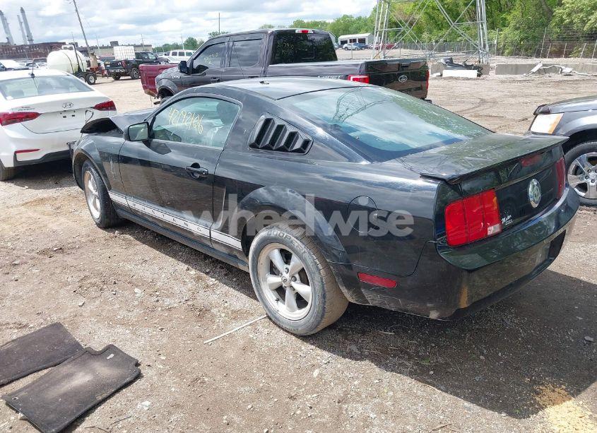Photo 3 of 2007 Ford Mustang V6 DELUXE/V6 PREMIUM (VIN 1ZVFT80N075221362)