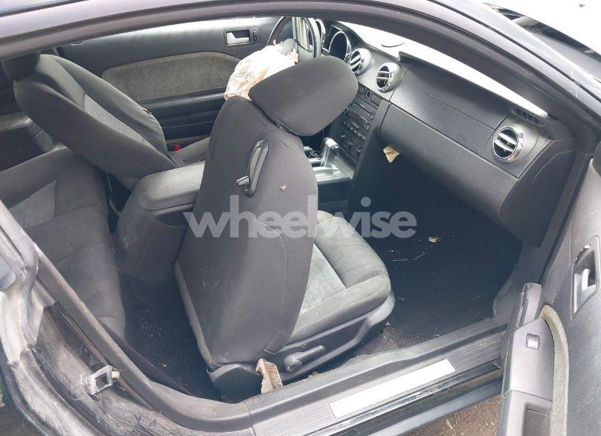 Photo 5 of 2007 Ford Mustang V6 DELUXE/V6 PREMIUM (VIN 1ZVFT80N075221362)