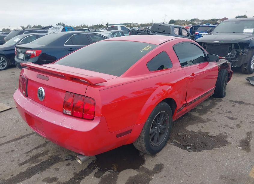 Photo 4 of 2005 Ford Mustang V6 DELUXE/V6 PREMIUM (VIN 1ZVFT80N155107898)