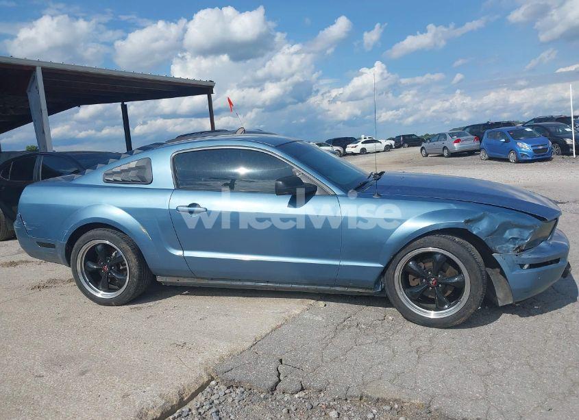 Photo 13 of 2005 Ford Mustang V6 DELUXE/V6 PREMIUM (VIN 1ZVFT80N155168894)