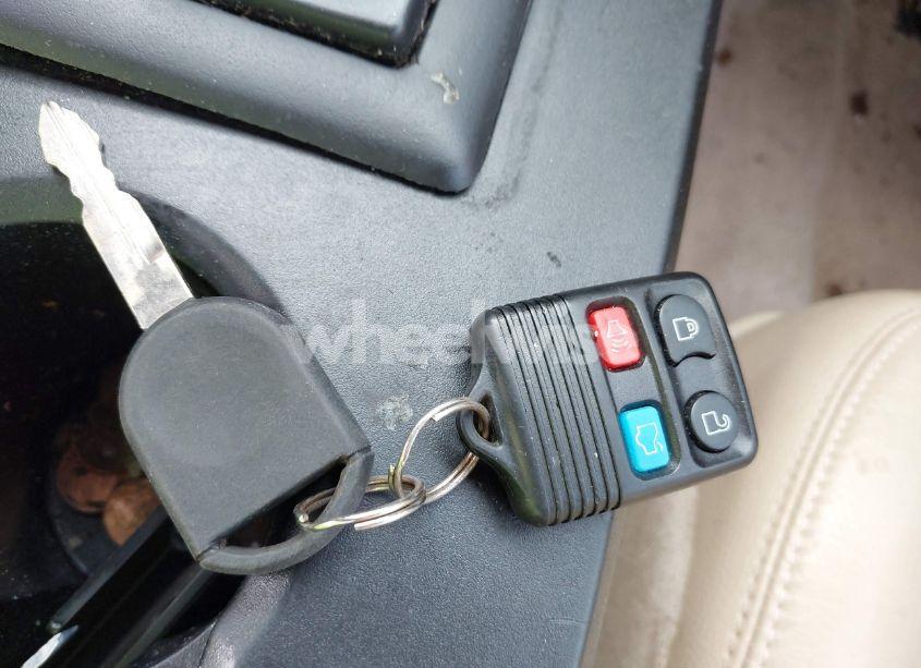 Photo 11 of 2006 Ford Mustang V6 (VIN 1ZVFT80N165150848)