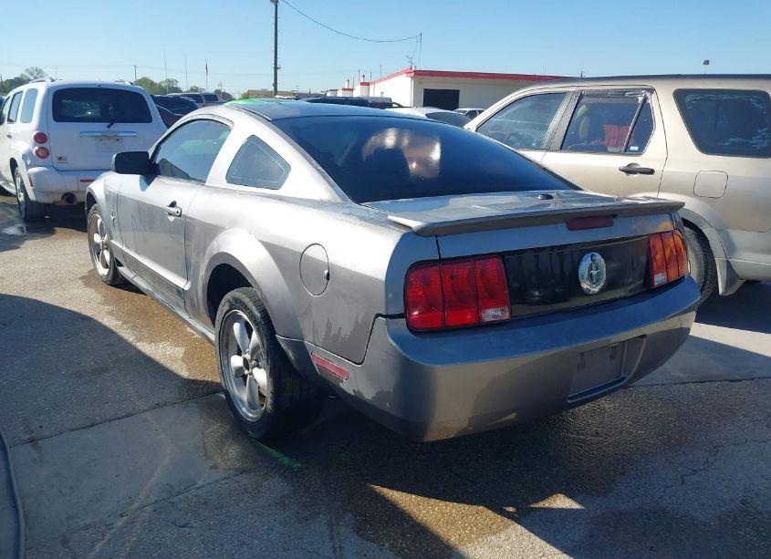 Photo 3 of 2007 Ford Mustang V6 DELUXE/V6 PREMIUM (VIN 1ZVFT80N175199906)