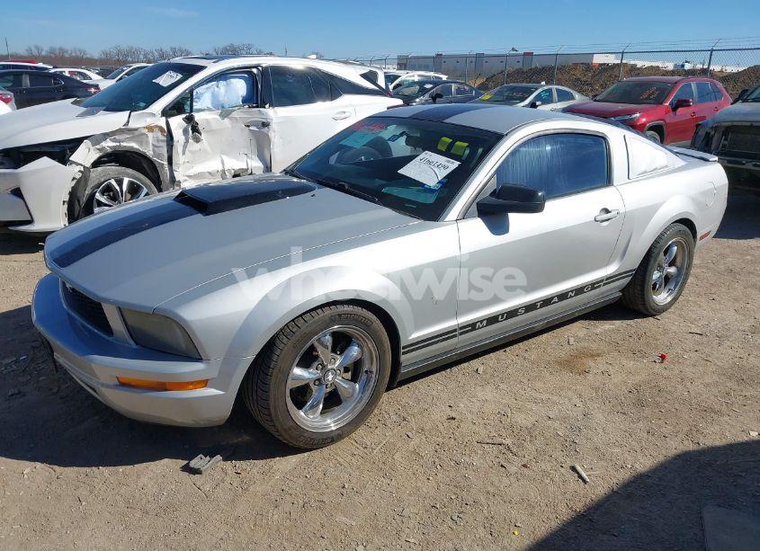 Photo 2 of 2007 Ford Mustang V6 DELUXE/V6 PREMIUM (VIN 1ZVFT80N175238980)