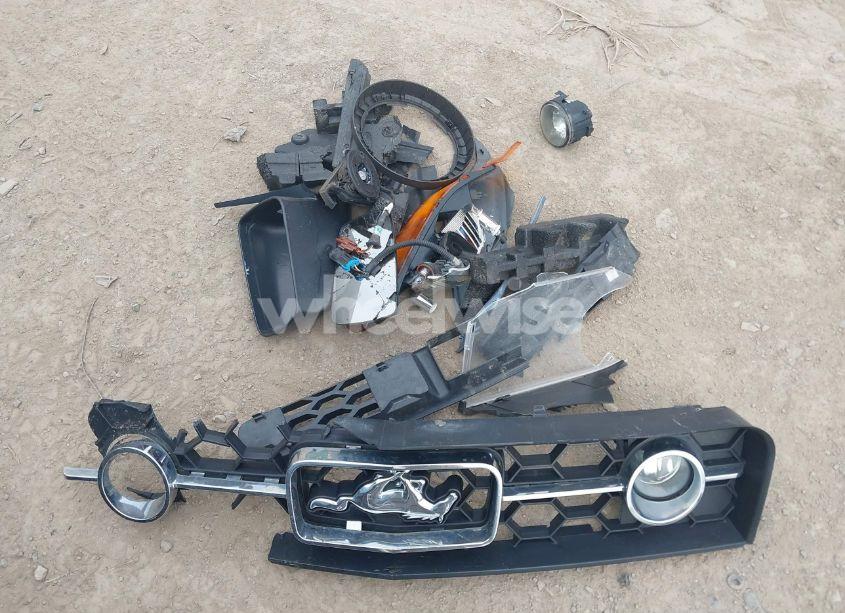 Photo 12 of 2007 Ford Mustang V6 DELUXE/V6 PREMIUM (VIN 1ZVFT80N175266312)