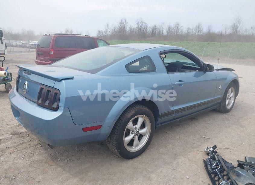 Photo 4 of 2007 Ford Mustang V6 DELUXE/V6 PREMIUM (VIN 1ZVFT80N175266312)